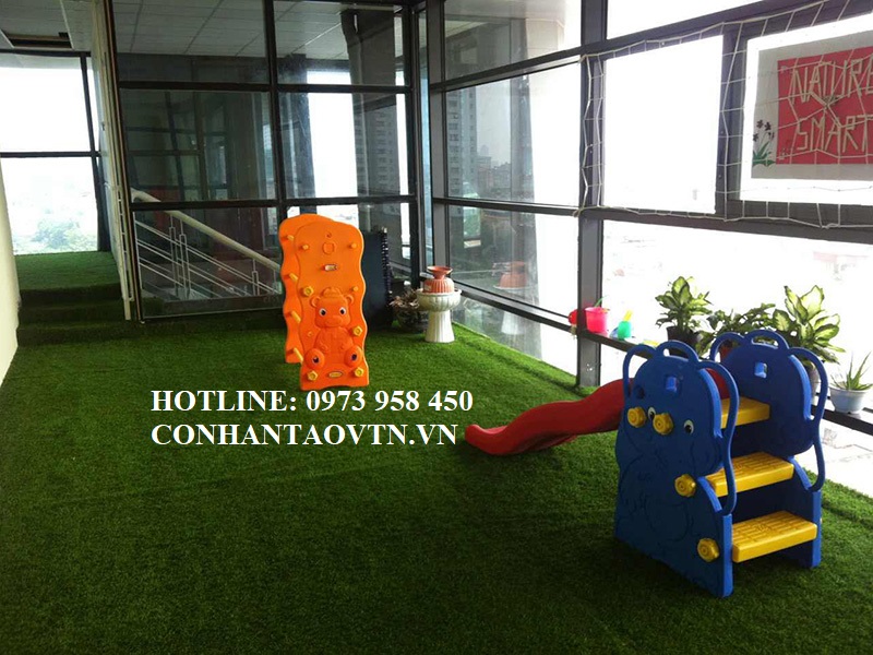 cỏ nhân tạo sân chơi
