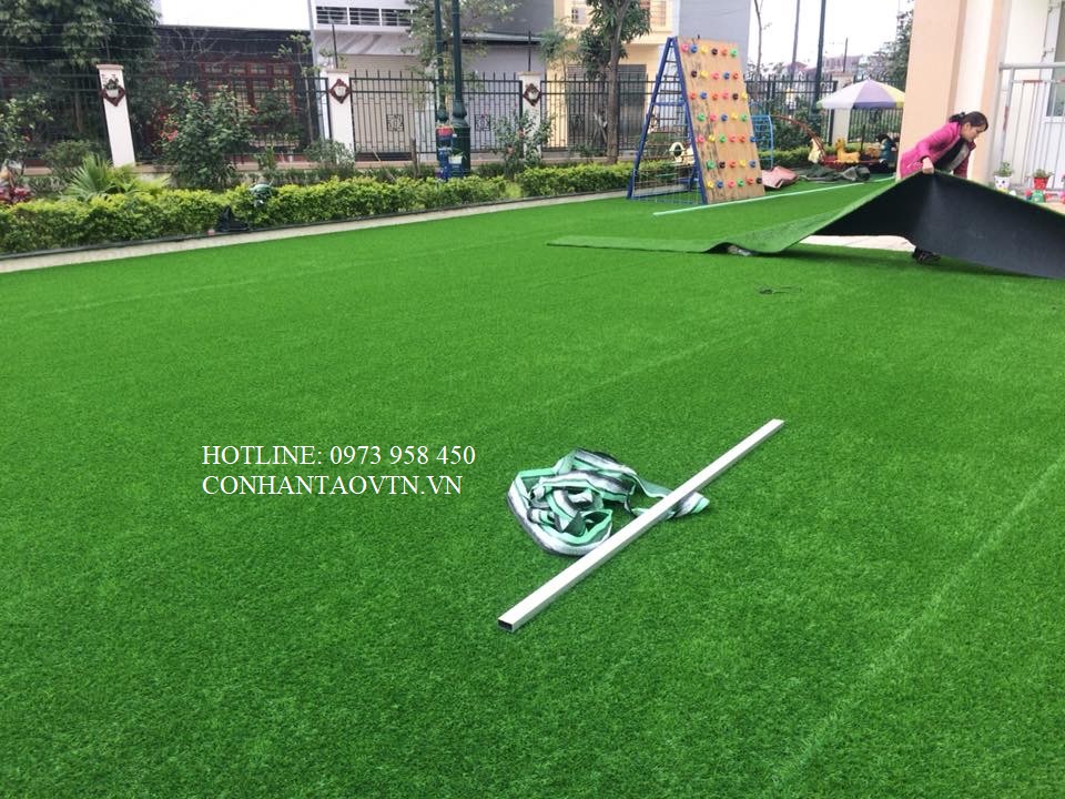 cỏ nhân tạo sân vườn