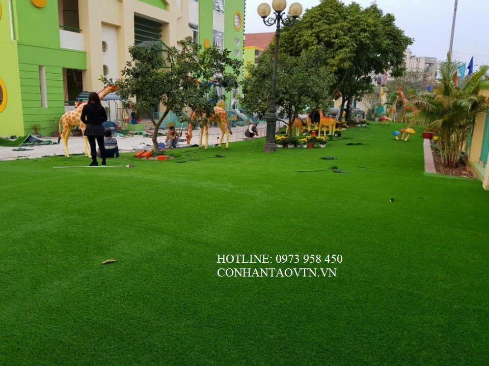 cỏ nhân tạo sân vườn