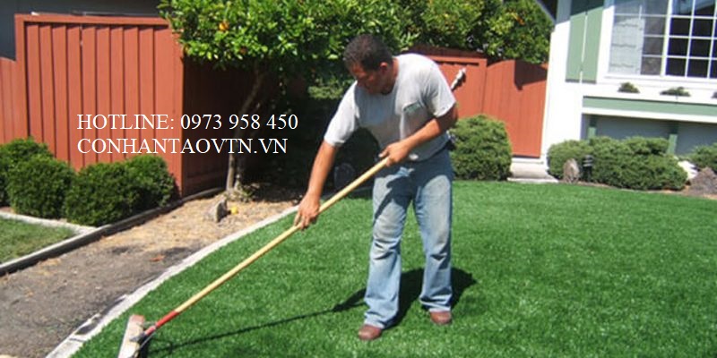 VỆ SINH CỎ NHÂN TẠO