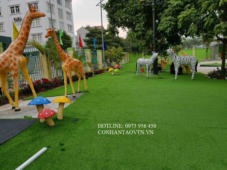 cỏ nhân tạo sân vườn